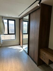 دولاب ملابس